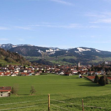 Exklusive Fewo Herrmann Im "Haus Hochgratblick" Oberstaufen Exterior foto